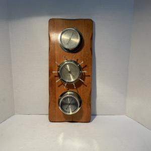 Sunbeam Vintage Weather Station with Barometer and Thermometer