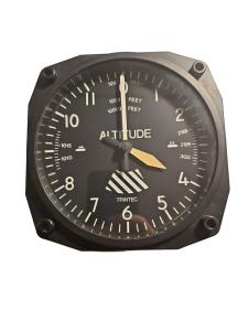 Trintec Aviation Altitude Quartz Clock - Precision Timing