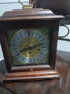 1970 Howard Miller Chiming Mantel Clock