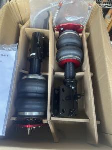 Air Lift 78541 Front Air Suspension Kit