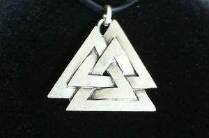 Valknut Pendant Necklace - Odin's Symbol in Pewter