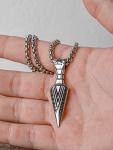 HAQUIL Viking Arrowhead Necklace, Stainless Steel Rune Gungnir Spear Arrowhead Pendant, Box Chain, Jewelry for Men and Women