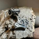 Petite Thor's Hammer Necklace in 925 Silver