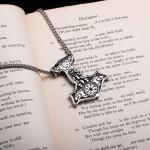 Viking Thor's Hammer Wolf Vegvisir Pendant Necklace