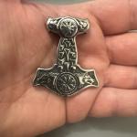 Thor's Mjolnir Hammer Pendant with 24-Inch Chain