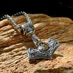 Thor's Hammer Necklace - Black Stainless Steel Mjolnir