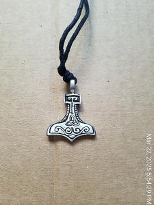 Thor's Hammer Pendant - One-Sided Pewter Design