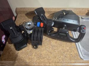 Logitech G Flight Yoke, Throttle & Rudder Pedals