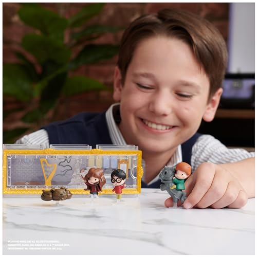 Harry Potter Micro Magical Moments Scene Gift Set