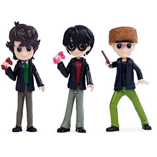 Harry Potter Hogsmeade Collector Set with 7 Figures