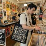 HumminGuru Vinyl Record Bag - Heavy-Duty Cotton Canvas Tote Bag, Large Capacity Holds 30+ LP Albums & 15” Laptop & Books - Durable Lightweight Carrier for Music Lovers & Collectors for Vinyl Shopping