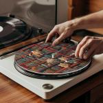 Cute Cat Turntable Mat for Vinyl Records
