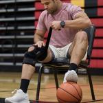 Shock Doctor Knee Brace for Patella Support, Large