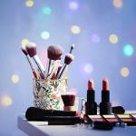 WAVEYU Ceramic Flower Pen Holder for Desk