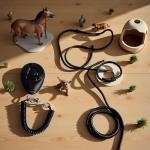 Jowxsx Black Dog Training Clicker with Wrist Strap Resistant Lightweight Pet Training Clicker for Cats Puppy Birds Horses Perfect for Behavioral Training Training Clickers