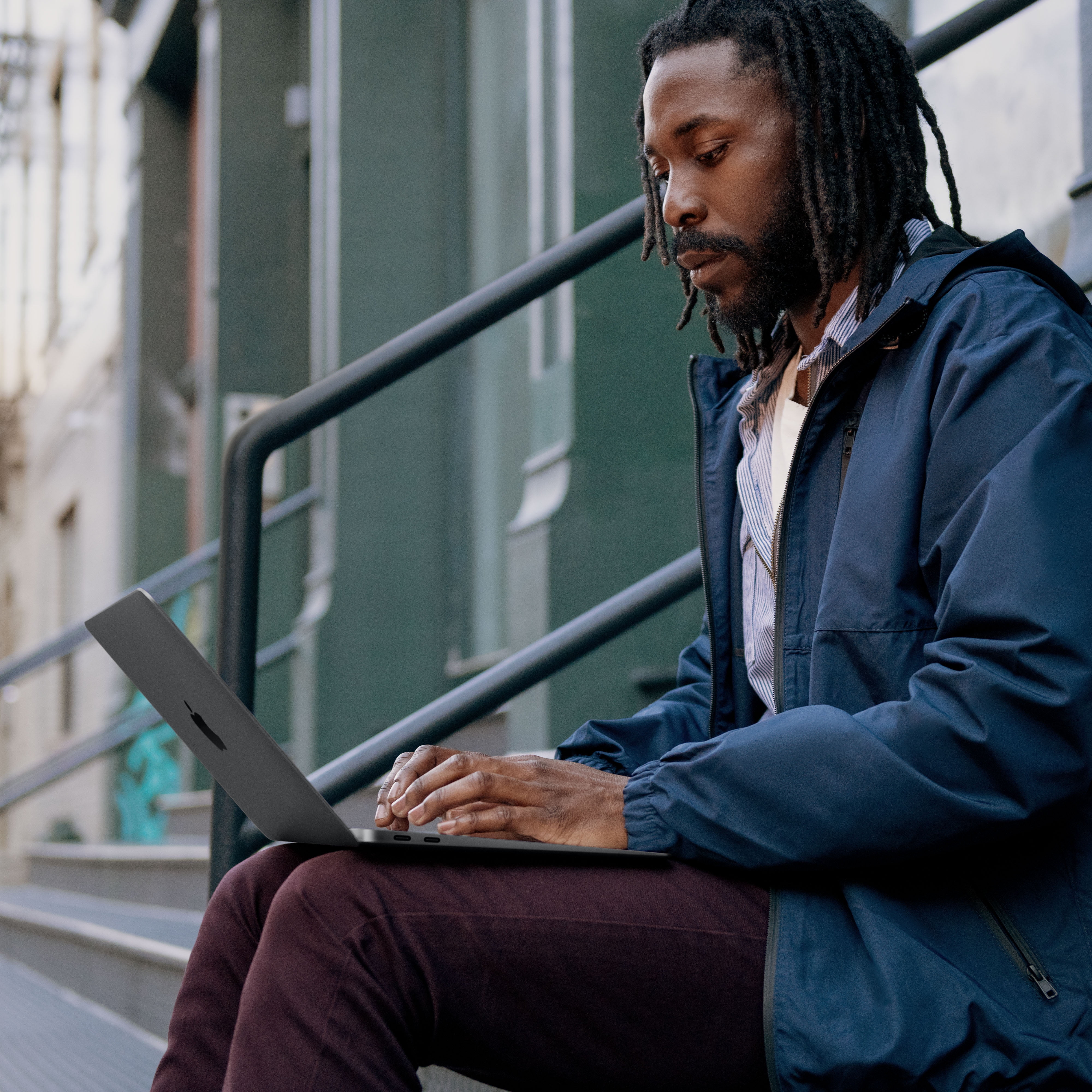 Apple MacBook Air 13.3" M1, 8GB RAM, Space Gray