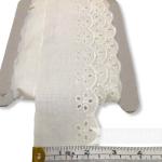 Vintage 1990s Lace with Flower Pattern Trim