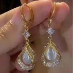 18K Gold Plated Teardrop Cubic Zircon Earrings