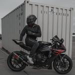 Harssidanzar Men's Warm Leather Motorcycle Gloves - Black