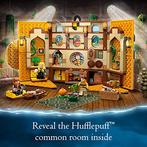 Hufflepuff House Banner LEGO Harry Potter Set