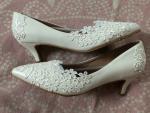 White Floral Lace Wedding Pumps for Women Size 9