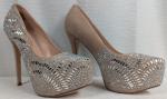 De Blossom Collection Women's Formal Heels Size 8