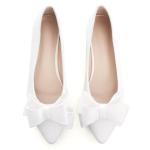 Women’s White Bowknot Pointed Toe Flats