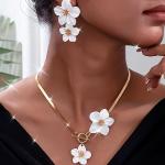 Women's Elegant Alloy White Flower Pendant Necklace Earring Set Fashion Jewelry