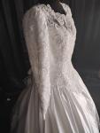 MichealAngelo Wedding Gown White Sz 18 Train Bow Long Sleeves