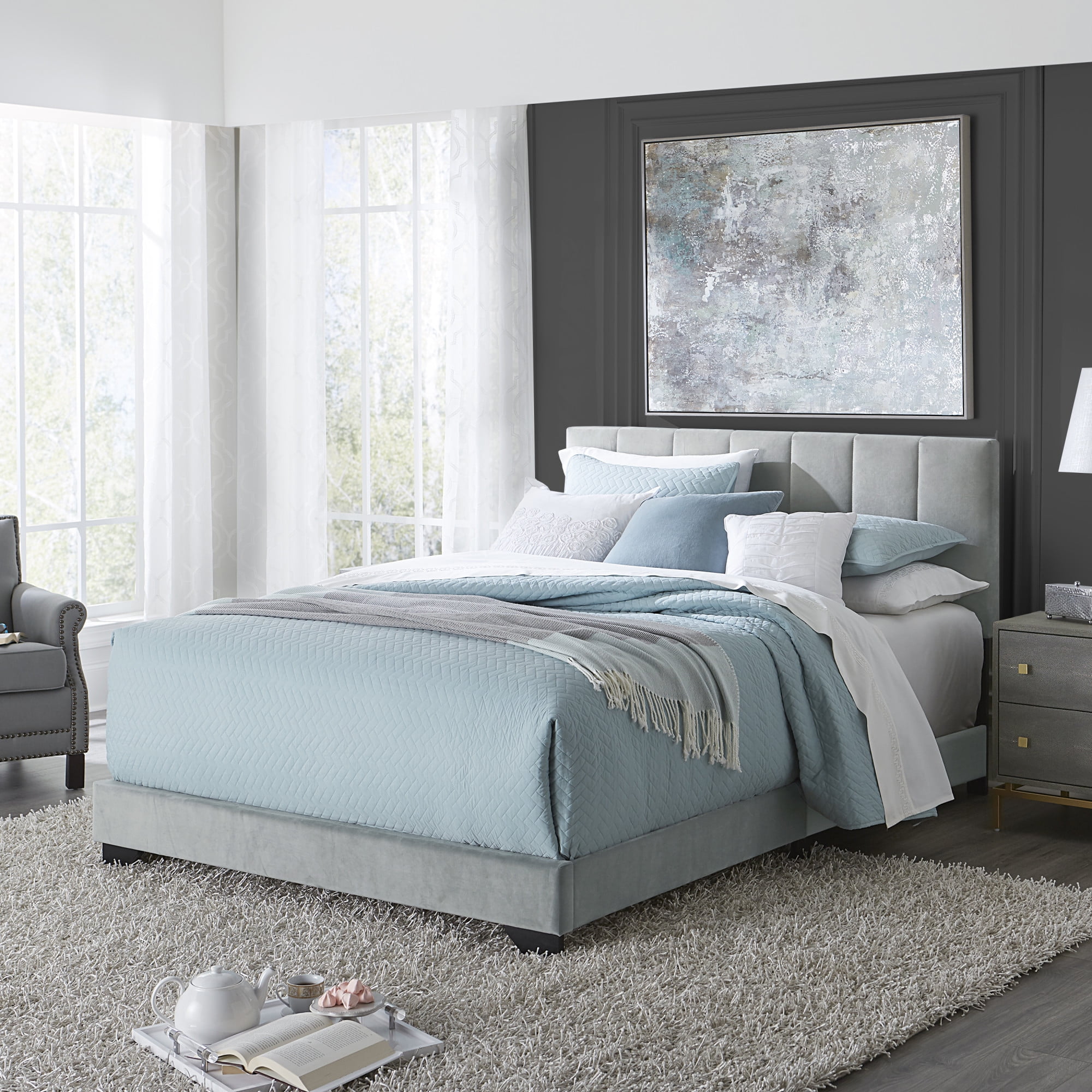 Hillsdale's Reece Channel Stitched Queen Bed in Grey
