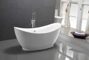 Stylish 68" Acrylic Freestanding Soaking Tub