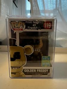 Funko Pop!: Five Nights at Freddy's - Vaulted Golden Freddy 119 - SDCC Exclusive