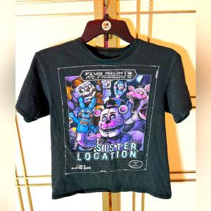 FNAF Sister Location Kids Black T-Shirt, Medium