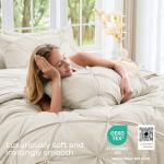 Sasttie 7-Piece Queen Pintuck Comforter Set