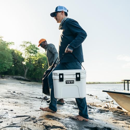 YETI Roadie 15 Cooler with Shoulder Strap, Navy