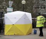 Goutime Pop Up work shelter Gazebo 2mx2m small event shelter party tent garden bbq Fishing camping/Trade Shows/Temporary Emergency/Construction,Outdoor lightweight fold up Work Tent（white yellow）