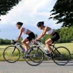 NAVTUE Water Bottle, 1L Sports Water Bottle with Straw, Time Markings, Tritan BPA free, Leakproof Drinks Bottle for School, Cycling, Running (1 Bottle)