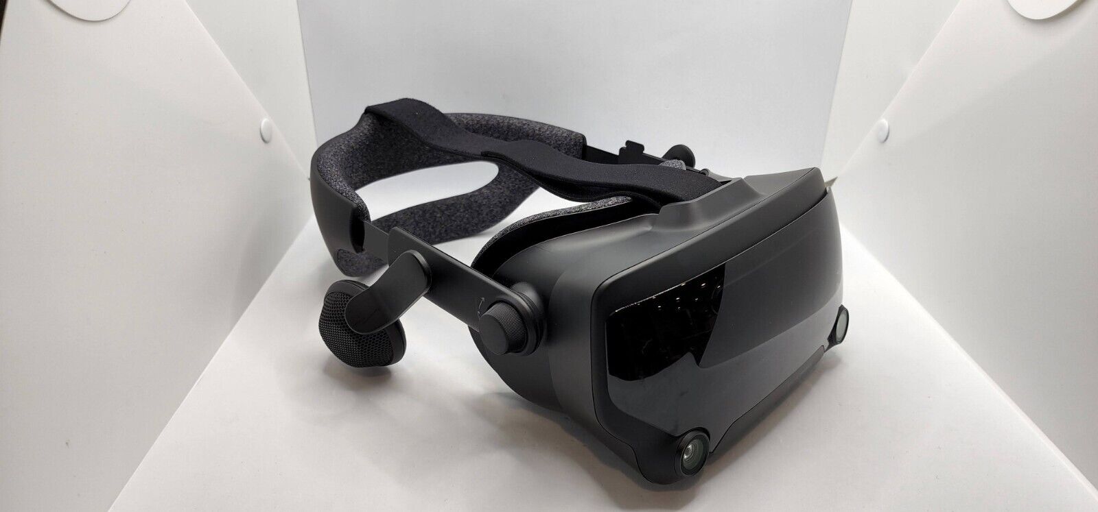 Valve Index VR Headset with Face Cushion