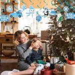 46 PCS Winter Snowflake Party Decorations Streamers