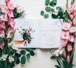 In Bloom: Your Guide to Drawing Beautiful Florals