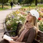 Ruphedy Women's Summer Newsboy Cap (White)