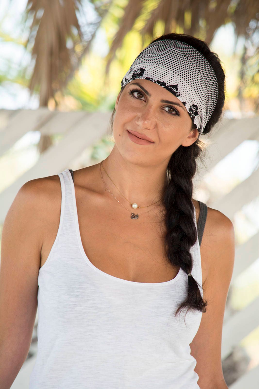 No-Slip White and Black Fashion Turban Headband