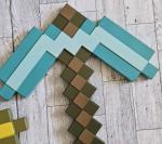 Minecraft Gold and Blue Diamond Pickaxe Set