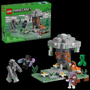 LEGO Minecraft The Pale Garden Building Set