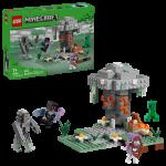 LEGO Minecraft The Pale Garden Building Set