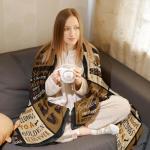 Cozy Golden Retriever Throw Blanket for Dog Lovers