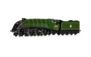 Hornby TT:120 Silver King Steam Train Model