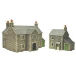 Manor Farmhouse Model Railway Building