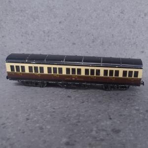 Exley 00 Gauge GWR Passenger Car - Brown/Cream