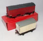 Hornby Dublo 00 Gauge Fruit and Refrigerator Vans